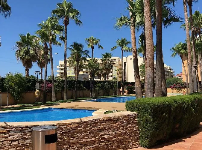 Cale Furs Dels 15 Mar * デニア