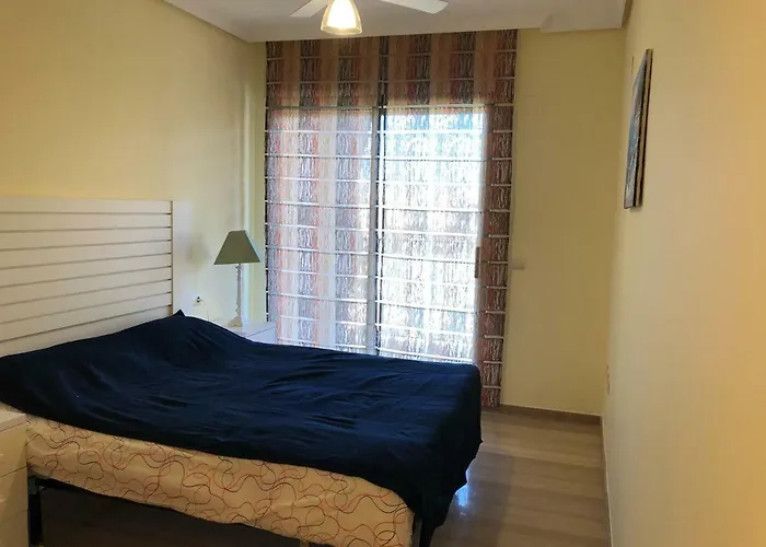 Cale Furs Dels 15 Mar * デニア